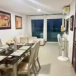 Torres del lago de 2 habitaciones, 1201